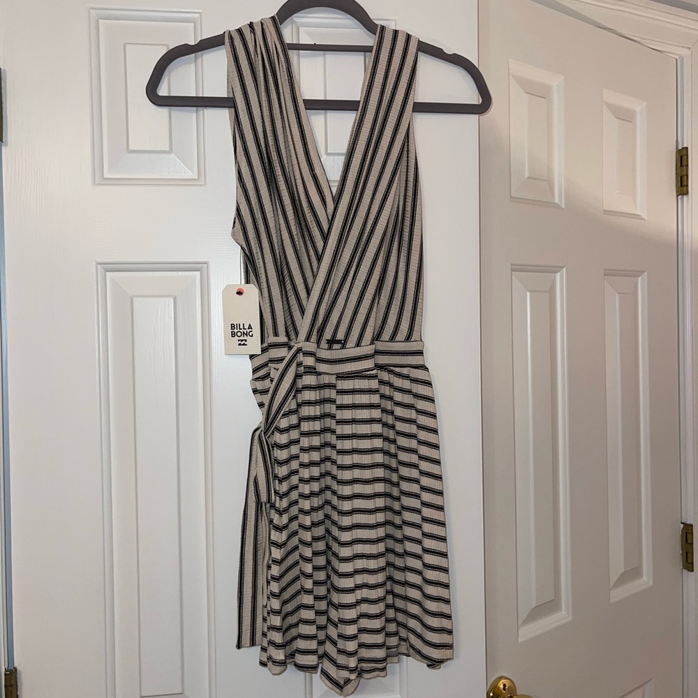 Easy Day Striped Romper (size Medium)